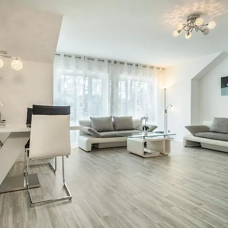 Familien-apartment 1 * Meersburg