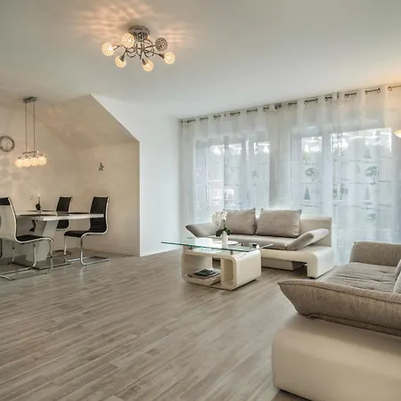 Apartment Familien-apartment 1 *